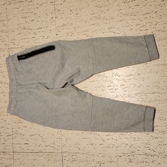 Nike Tech Sweat Pant Joggers - Picture 10 of 11
